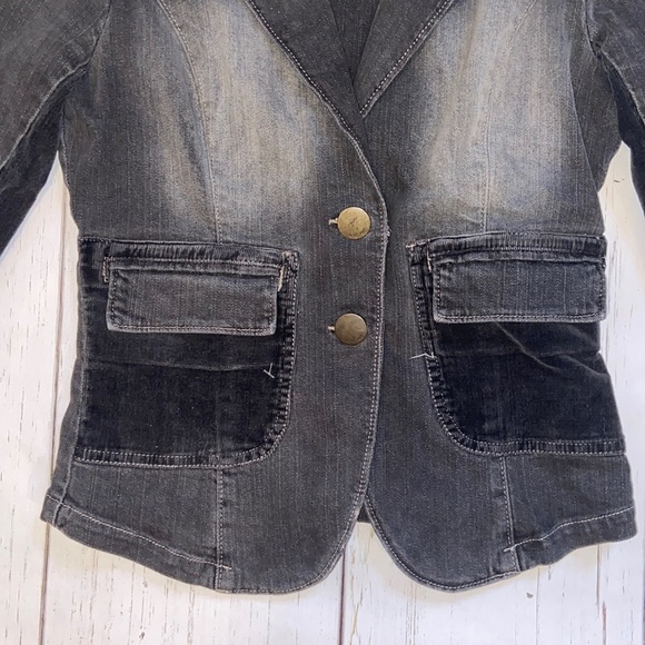 Eckored Denim Jean Jacket - Picture 3 of 10